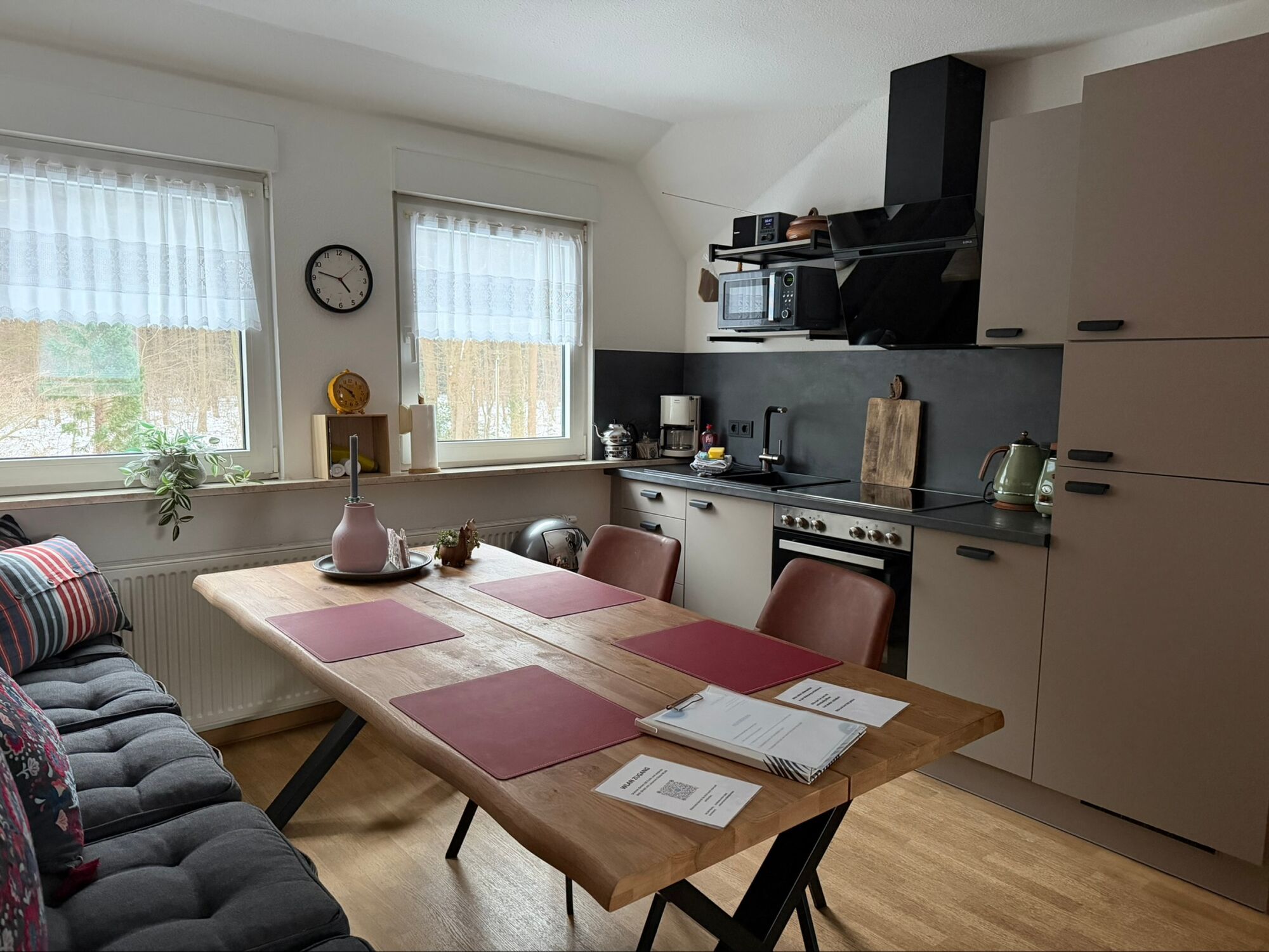 Geräumige Sitzgelegenheit 