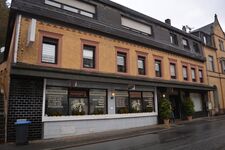 Trier-Biewer, Großzügige Altbauwohnung für 5-10 Personen Bild 6