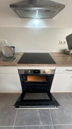 moderne Wohnung mit Küche und Stellplatz Bild 7