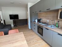 Monties Apartments Picture 3