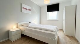 MH13 / TOMASZ-LIVING in DUISBURG - Einzelzimmer mit Schreibt Picture 1