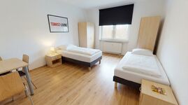 MH13 / TOMASZ-LIVING in DUISBURG - Einzelzimmer mit Schreibt Picture 2