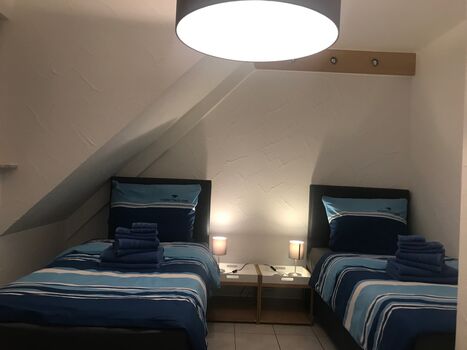 Großzügige Wohnung mit Parkplätzen und Garten/Terrasse Picture 5