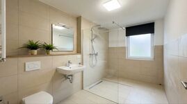 GK39 / TOMASZ-LIVING in WEGBERG - Große Küche & WLAN Picture 6