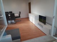 10% Last-Minute! 10% Monats-Rabatt! Moderne Stadtwohnung Bild 1