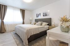 Haus mit Pool & Garten an der Wiener Stadtgrenze Bild 1