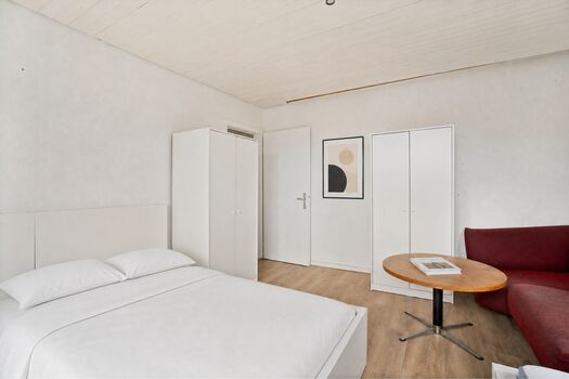 3-Schlafzimmer-Wohnung mit Balkon, Garten & Parkplätze Picture 5