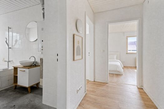 3-Schlafzimmer-Wohnung mit Balkon, Garten & Parkplätze Picture 3