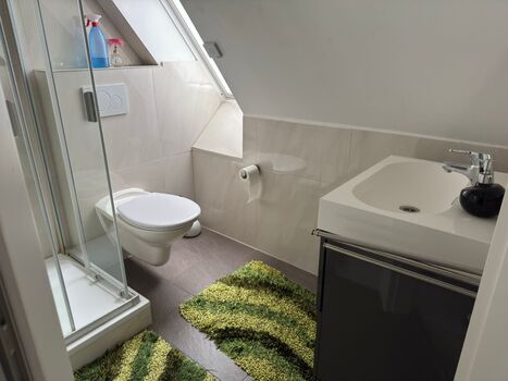 Moderne, preiswertige Wohnung in Frankfurt und Umgebung Picture 4