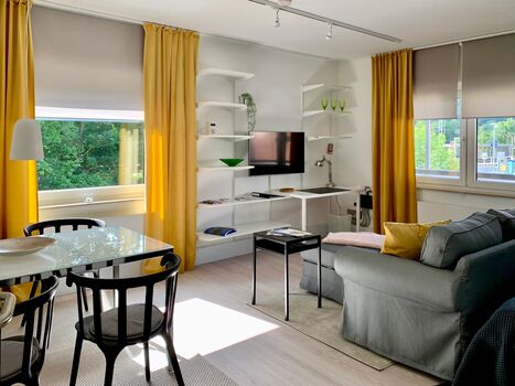 GROßE PAUSE! 6 Gäste, bahnhofsnah, Parkplatz, WLAN