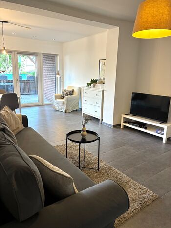 Gemütliche Erdgeschosswohnung mit Terrasse & Kamin Bild 2