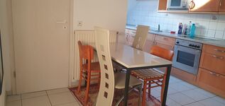 2-Zimmer Wohnung mit Einbauküche Bild 2