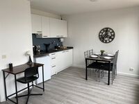 Modernes Apartment mit Balkon Innenstadt 5.OG mit Fahrstuhl Bild 1