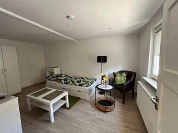 Wohnung in Drei-Familienhaus in ruhiger Lage