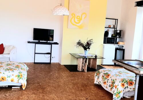 V.KONTINENTE Gutshof Erlesene Montur/Wohn