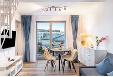 Wohnzimmer mit Fernseher/ Netflix 