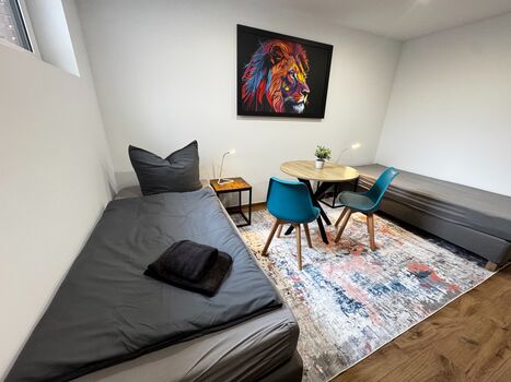 Apartmenthaus Siek - 3 große Wohnungen - je 4-5 Schlafzimmer Picture 4