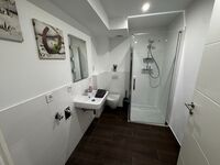 Apartmenthaus Siek - 3 große Wohnungen - je 4-5 Schlafzimmer Picture 9