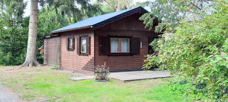 Kleiner Bungalow Am Wald Bild 1