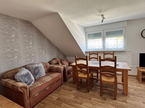 EV Apartment 3 Picture 2