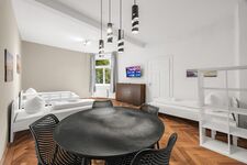 Zentrale Wohnungen mit Küche und Bad in Maxvorstadt Picture 5