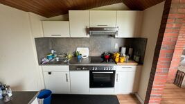 Gemütliche, offene 2-Raum-Wohnung, getrennte Betten, Parkpla Bild 2