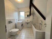 FL33 / TOMASZ-LIVING in NIEBÜLL - Nahe Bahnhof Bild 2