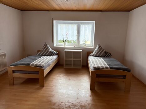 Schlafzimmer 2