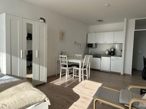 Modern Studio Apartment in Birminghamstraße | Frankfurt am M Bild 2