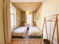 Schlafzimmer 2 inkl. Bettwäsche - Die Betten können in allen 3 Räumen flexibel zu Doppel- oder Einzelbetten gestellt werden