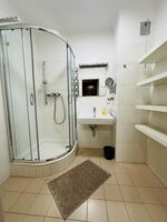 Your temporary apartment 11Eur/Bed #Favoriten Vienna Bild 1