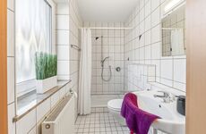 Apartmenthotel RAUMSCHMIDE Einzelzimmer/Doppelzimmer Bild 11