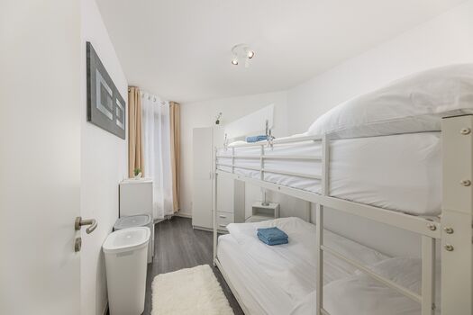 Rob's Flat Picture 3