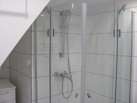 2 Zimmer Apartment mit 6 Einzelbetten. Stadtmitte Memmingen Bild 4