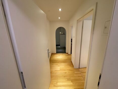 Möblierte 2-Zimmer-Wohnung in Ratingen – Nähe DUS Flgh Bild 2