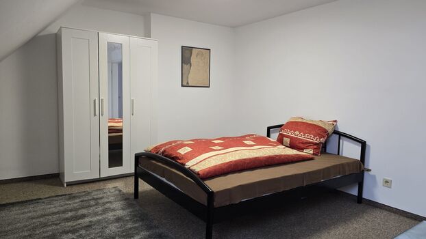 Funktionale Wohnung in ruhiger Lage mit Dom­blick