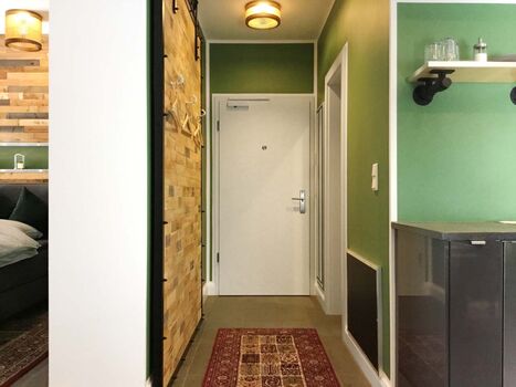 Möblierte Wohnung mit 2 Schlafzimmern und Balkon! Picture 4