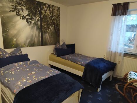 Schlafzimmer Nr. 2 mit zwei Betten