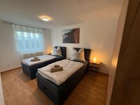 Neu saniert, hochwertig möbliert und ausgestattet Bild 9