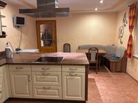 Großzügiges Zweifamilienhaus mit 8 Zimmern Picture 17