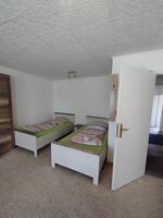 Großzügiges Zweifamilienhaus mit 8 Zimmern Picture 11