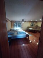 Großzügiges Zweifamilienhaus mit 8 Zimmern Picture 6