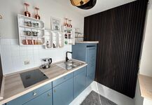 Moderne möblierte 1-Zimmer-Wohnung mit Balkon & Garage Bild 6