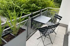Moderne möblierte 1-Zimmer-Wohnung mit Balkon & Garage Bild 12