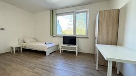 Modernes Apartment in Kronshagen/Kiel | Balkon u. Parkplatz Bild 3