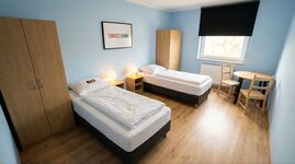 GK32 / TOMASZ-LIVING in WÜRSELEN - Helle, große Zimmer Picture 3