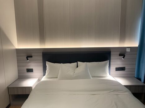 Mooncity Hotel & Boardinghouse Frankfurt Bild 1