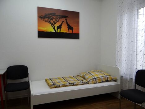 Schlafzimmer 1