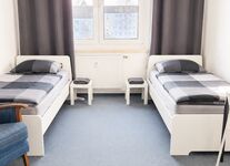 Schlafzimmer 1 (2 Einzelbetten)