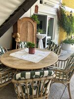 ZIMMER ZUM HOF Bild 8